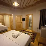 Hanflats Bed & Breakfast 4*