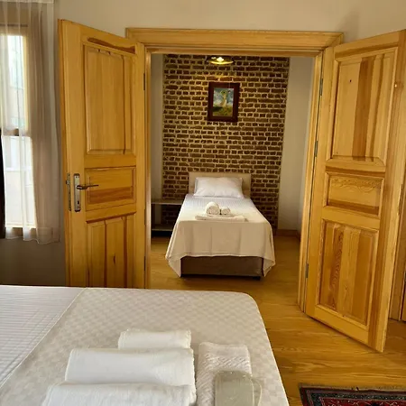 Hanflats Nocleg ze śniadaniem 4*