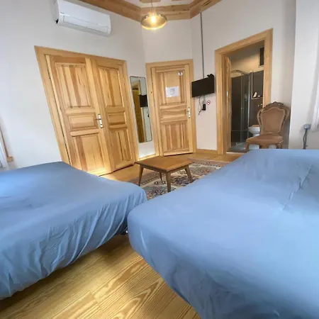 Nocleg ze śniadaniem Hanflats 3*