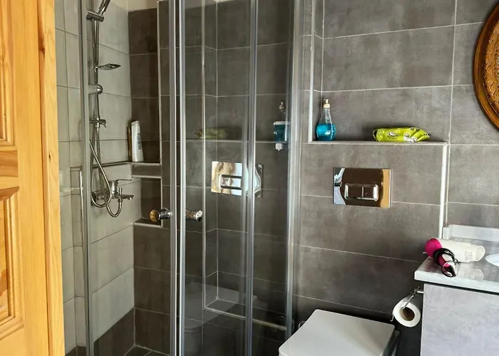 Hanflats Bed & Breakfast 4*