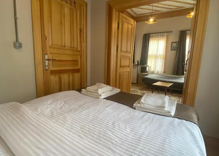 Hanflats Bed & Breakfast 4*