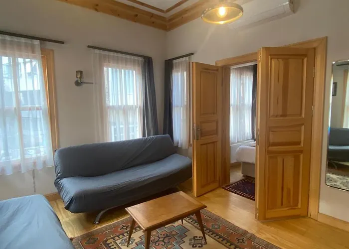 Hanflats Bed & Breakfast 4*